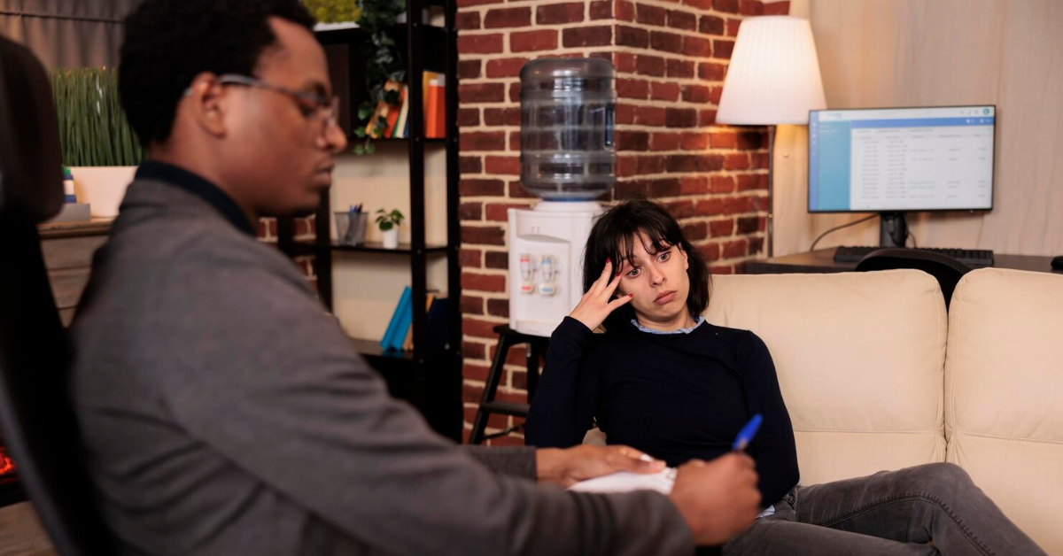 What Are the Signs That You May Need Trauma Therapy in Collingswood?